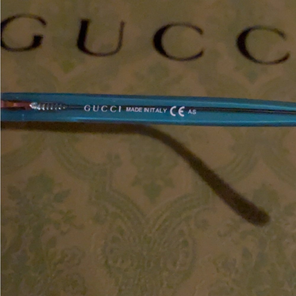 Gucci Frames - image 6